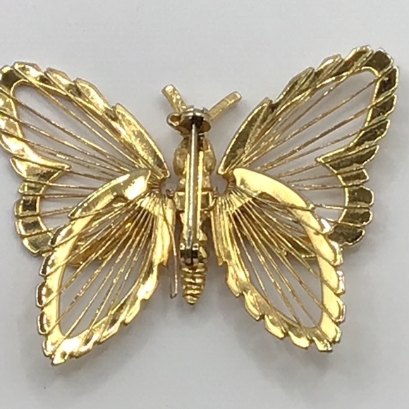 VINTAGE Monet Butterfly Wire Wings Brooch Pin Gold Tone Pin Estate Ins… - Picture 5 of 9